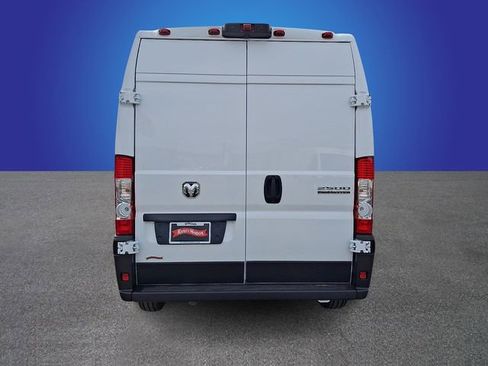 Used 2024 RAM ProMaster 2500 w/ Safety Group FWD image 5