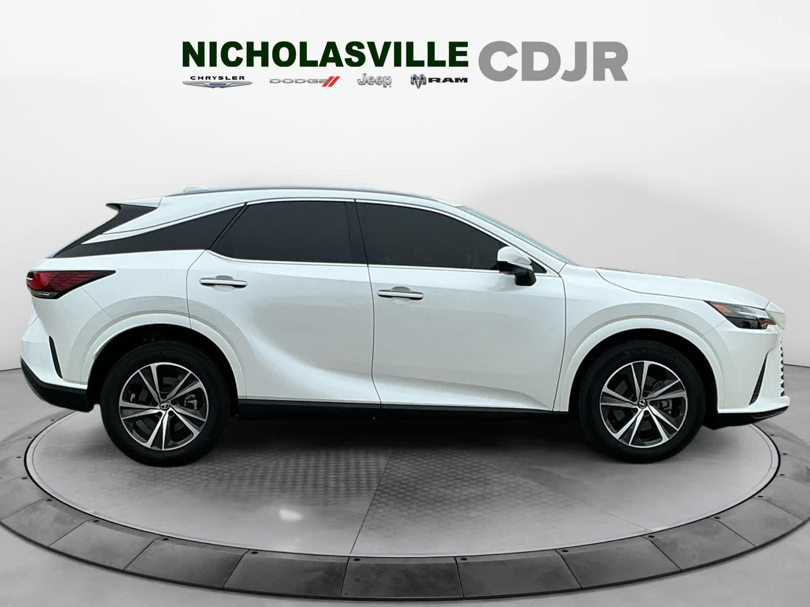 Used 2023 Lexus RX 350 Premium w/ Cold Area Package AWD/4WD image 6