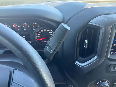 Used 2024 Chevrolet Silverado 1500 Custom w/ Dark Appearance Package AWD/4WD image 15