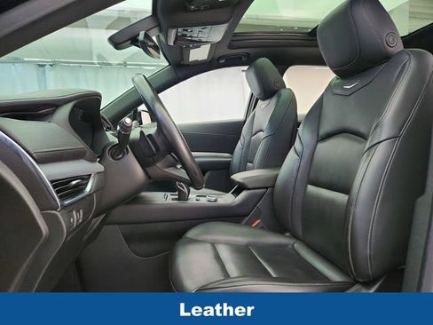 Used 2019 Cadillac XT4 Premium Luxury AWD/4WD image 10