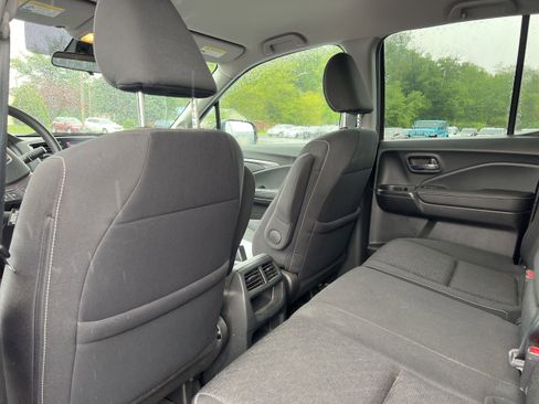 Used 2021 Honda Ridgeline Sport image 22
