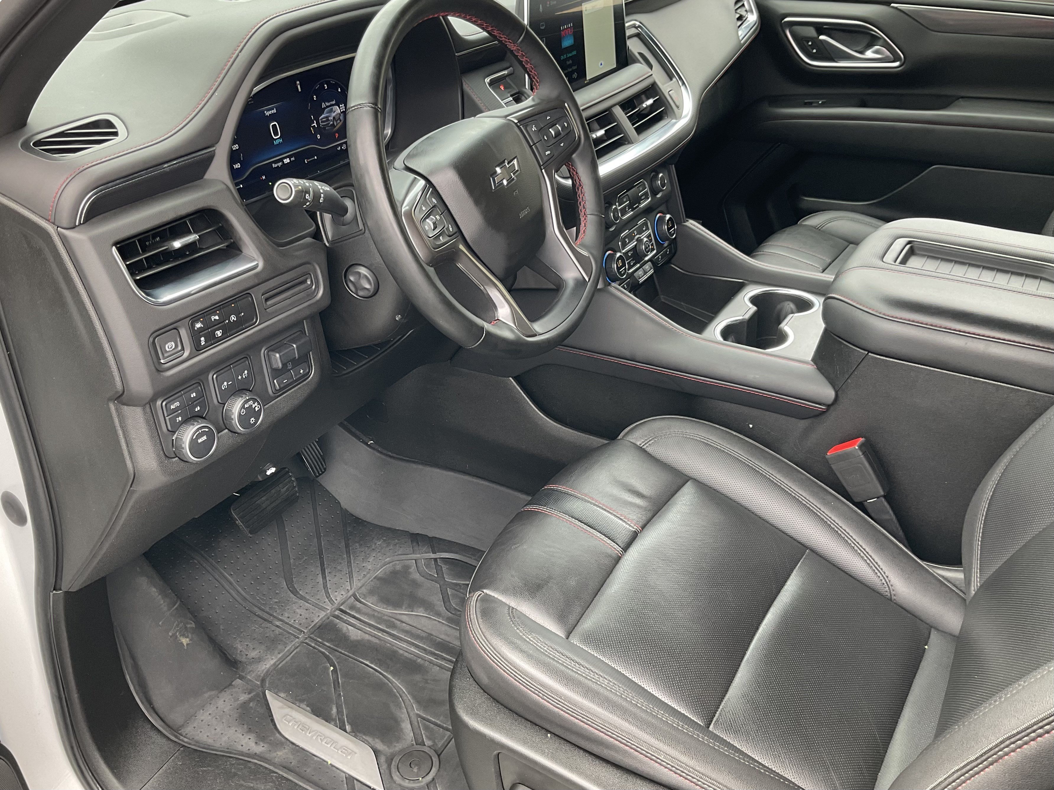Used 2023 Chevrolet Suburban RST w/ Luxury Package AWD/4WD image 20
