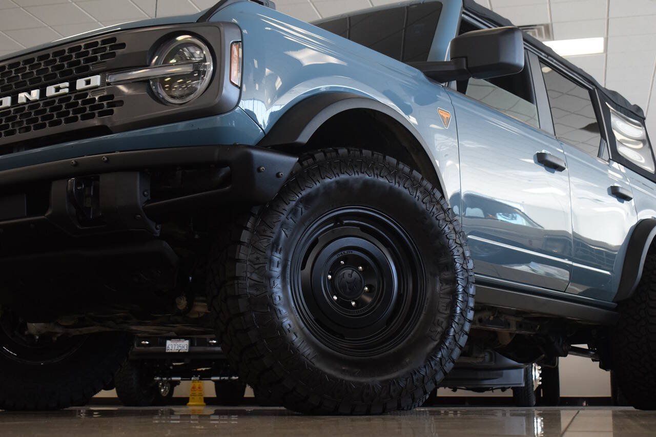 Used 2022 Ford Bronco Badlands AWD/4WD image 10