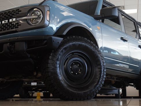 Used 2022 Ford Bronco Badlands AWD/4WD image 10