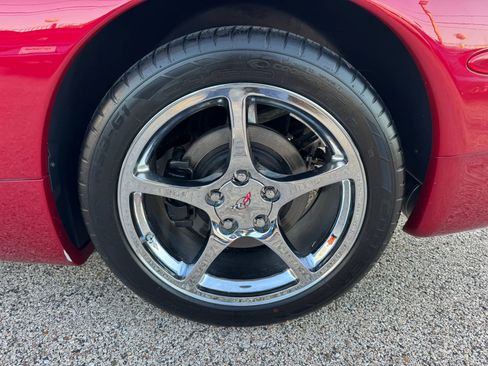 Used 2000 Chevrolet Corvette Convertible w/ Memory Pkg RWD image 16