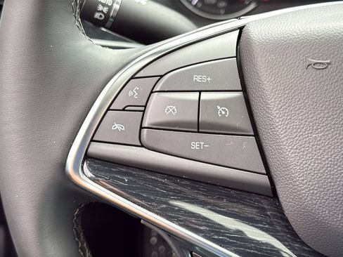 Certified 2025 Cadillac XT5 Premium Luxury image 16