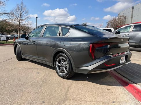 Used 2025 Kia K4 LXS image 8