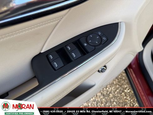 Used 2022 Buick Envision Preferred image 11
