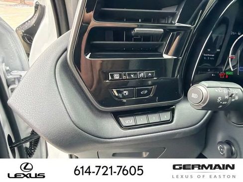 New 2026 Lexus TX 500h AWD image 24