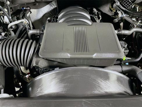 Used 2025 Chevrolet Silverado 2500 LT w/ Safety Package image 33