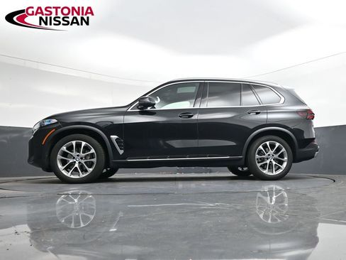 Used 2025 BMW X5 xDrive40i image 37