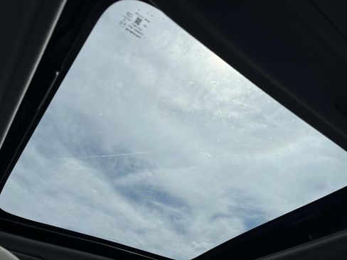 Used 2012 Subaru Forester 2.5X Premium AWD/4WD image 17