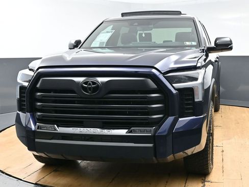 Used 2026 Toyota Tundra Limited AWD/4WD image 4
