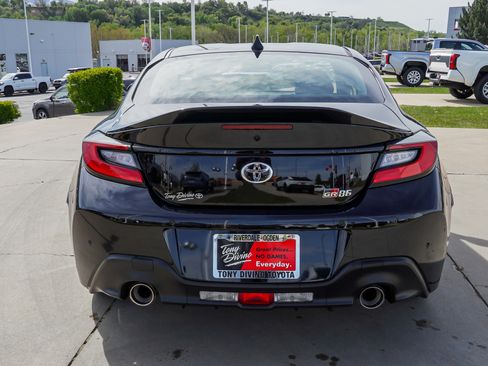 New 2026 Toyota GR86 Premium w/ ALL Weather Mat Package (TMS) image 7