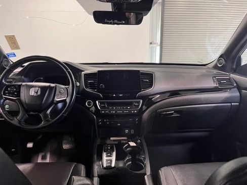 Used 2022 Honda Pilot Black Edition image 18