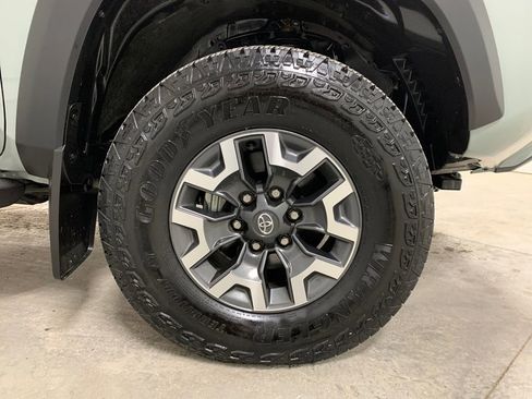 Used 2023 Toyota Tacoma TRD Off-Road image 27
