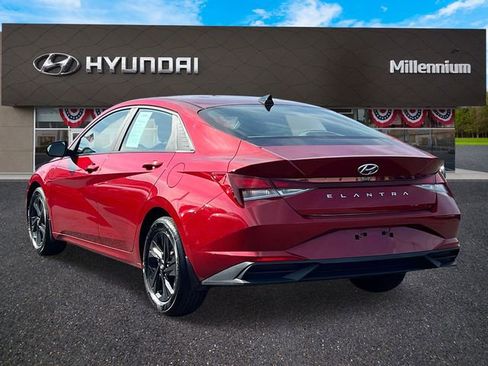 Certified 2023 Hyundai Elantra SEL image 8