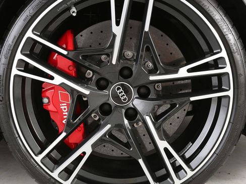Used 2022 Audi R8 V10 performance AWD/4WD image 6