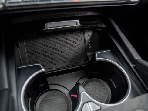 Certified 2025 Mercedes-Benz GLE 450 4MATIC image 24