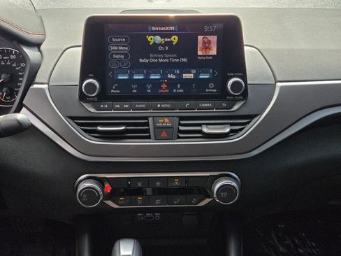 Certified 2024 Nissan Altima 2.5 SR image 15