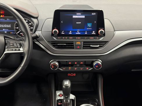 Used 2023 Nissan Altima 2.5 SR FWD image 16