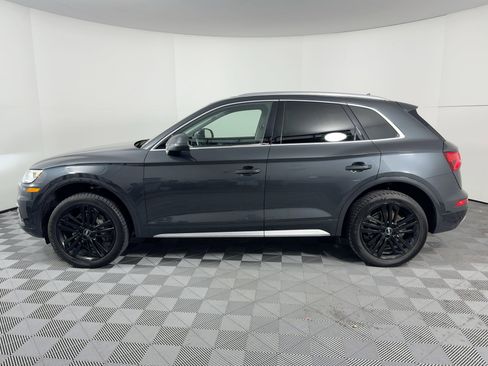 Used 2018 Audi Q5 Prestige AWD/4WD image 2