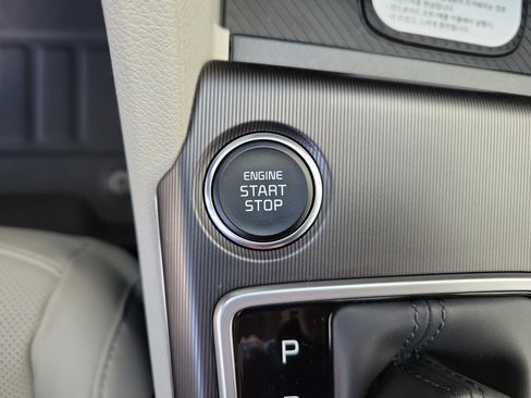 New 2026 Kia Sportage EX image 13