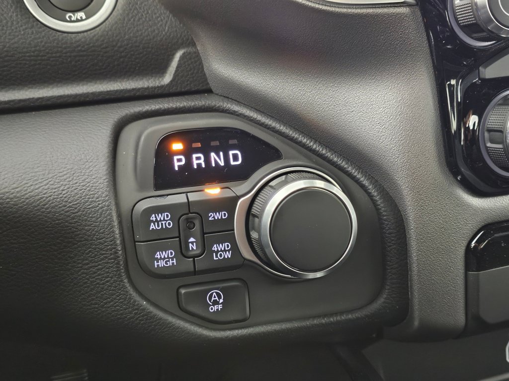 New 2026 RAM 1500 Big Horn AWD/4WD image 31