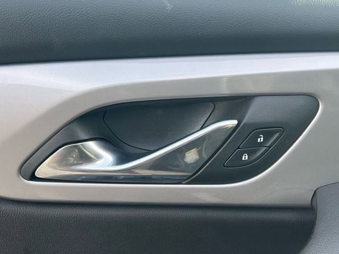 Used 2025 Chevrolet Blazer LT image 22