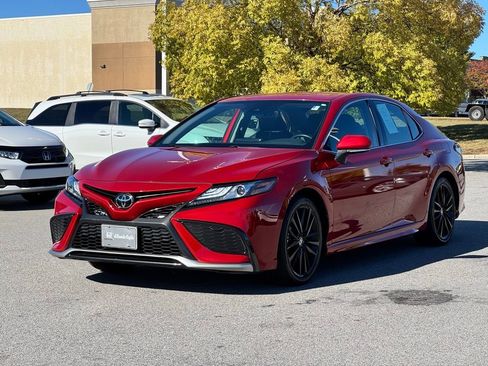 Used 2023 Toyota Camry XSE image 2