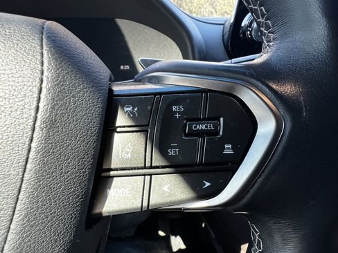 Used 2024 Lexus LX 600 4WD w/ Appearance Package image 20