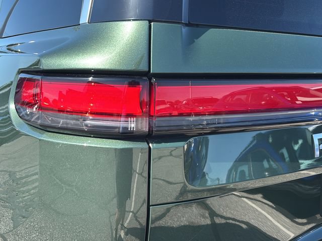 Used 2023 Rivian R1S Adventure Quad AWD/4WD image 27