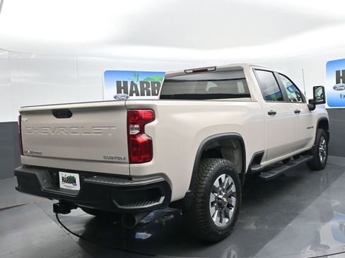 New 2026 Chevrolet Silverado 2500 Custom w/ Custom Value Package AWD/4WD image 5