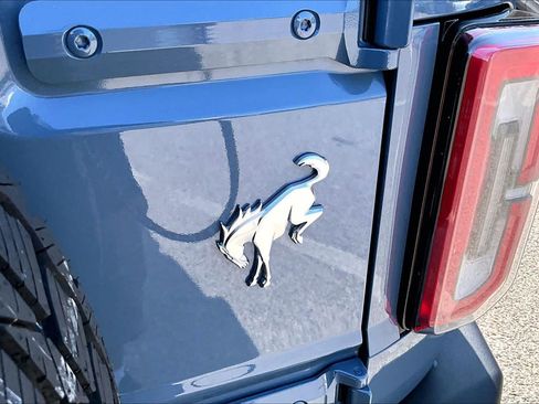Certified 2025 Ford Bronco Outer Banks AWD/4WD image 12