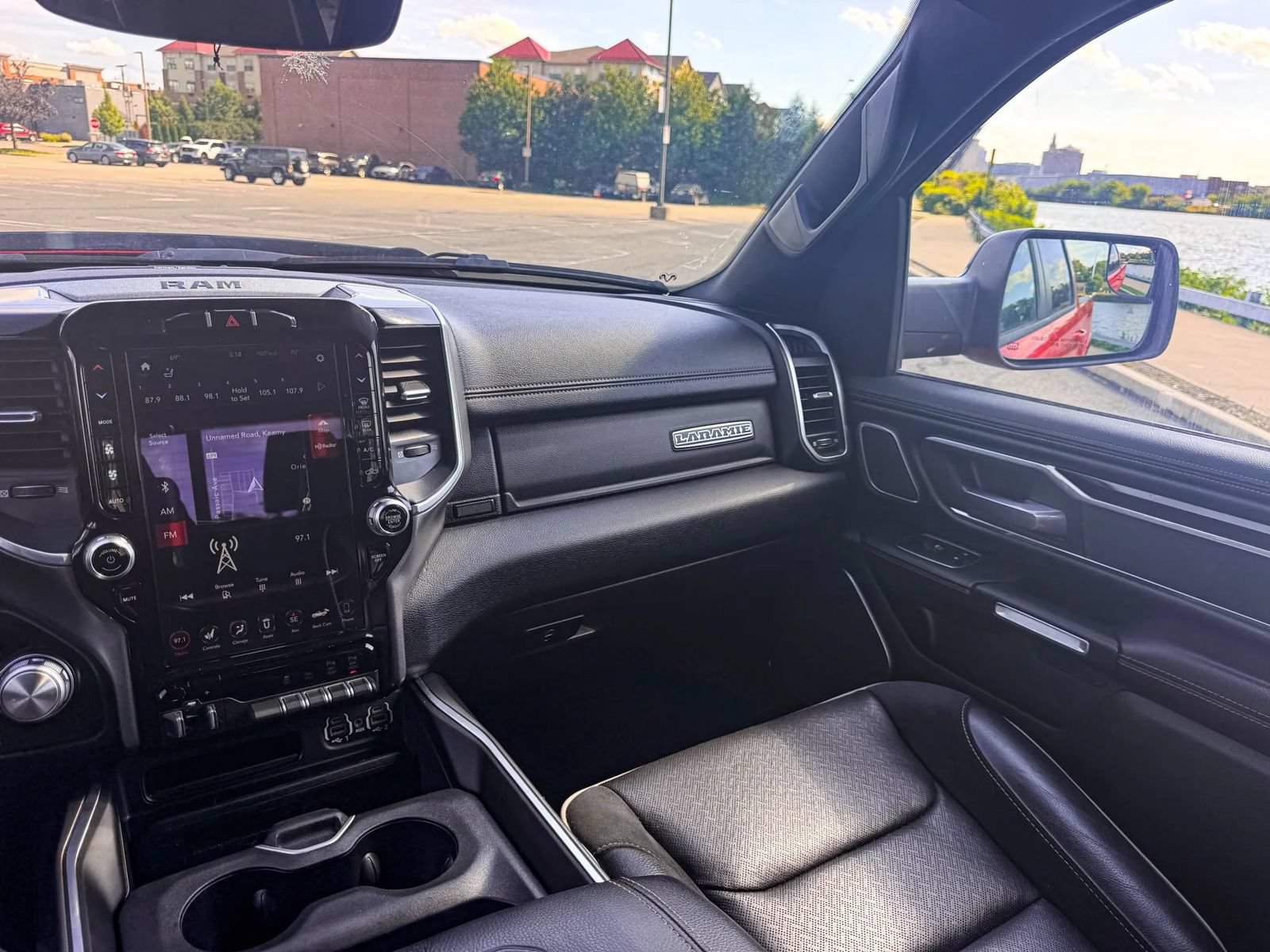 Used 2021 RAM 1500 Laramie AWD/4WD image 31