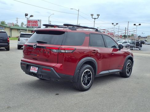 Used 2024 Nissan Pathfinder Rock Creek AWD/4WD image 21