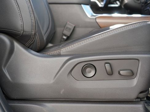 Used 2024 Chevrolet Silverado 2500 High Country w/ Z71 Off-Road Package image 29