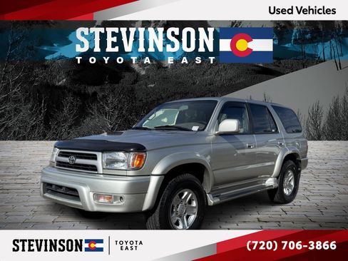 Used 2000 Toyota 4Runner SR5 AWD/4WD image 1