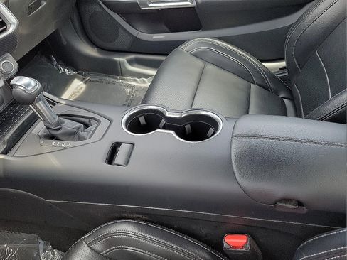 Used 2024 Ford Mustang Premium image 20