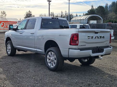 New 2026 RAM 2500 Laramie w/ Sport Appearance Package AWD/4WD image 5