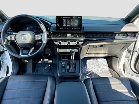 Used 2024 Honda CR-V Sport Touring image 3