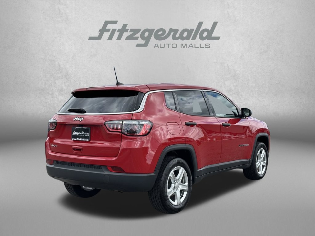 Used 2023 Jeep Compass Sport AWD/4WD image 5