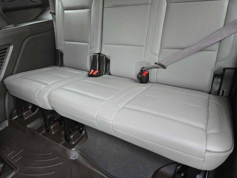 Used 2021 GMC Yukon SLT w/ SLT Luxury Plus Package image 30