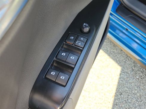 Used 2019 Toyota Camry SE image 15