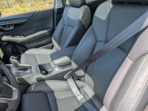 Used 2025 Subaru Legacy Limited AWD/4WD image 18