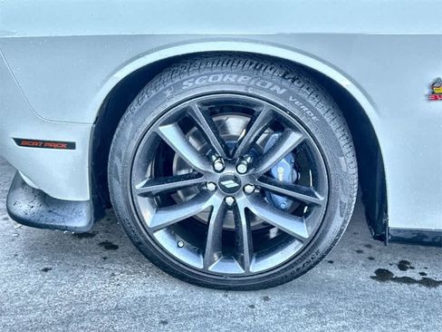 Used 2019 Dodge Challenger R/T Scat Pack image 10