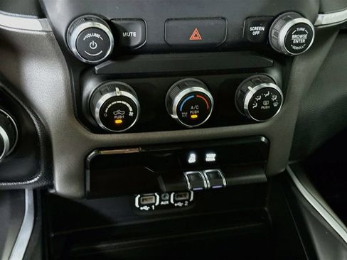 Used 2021 RAM 1500 Big Horn AWD/4WD image 10