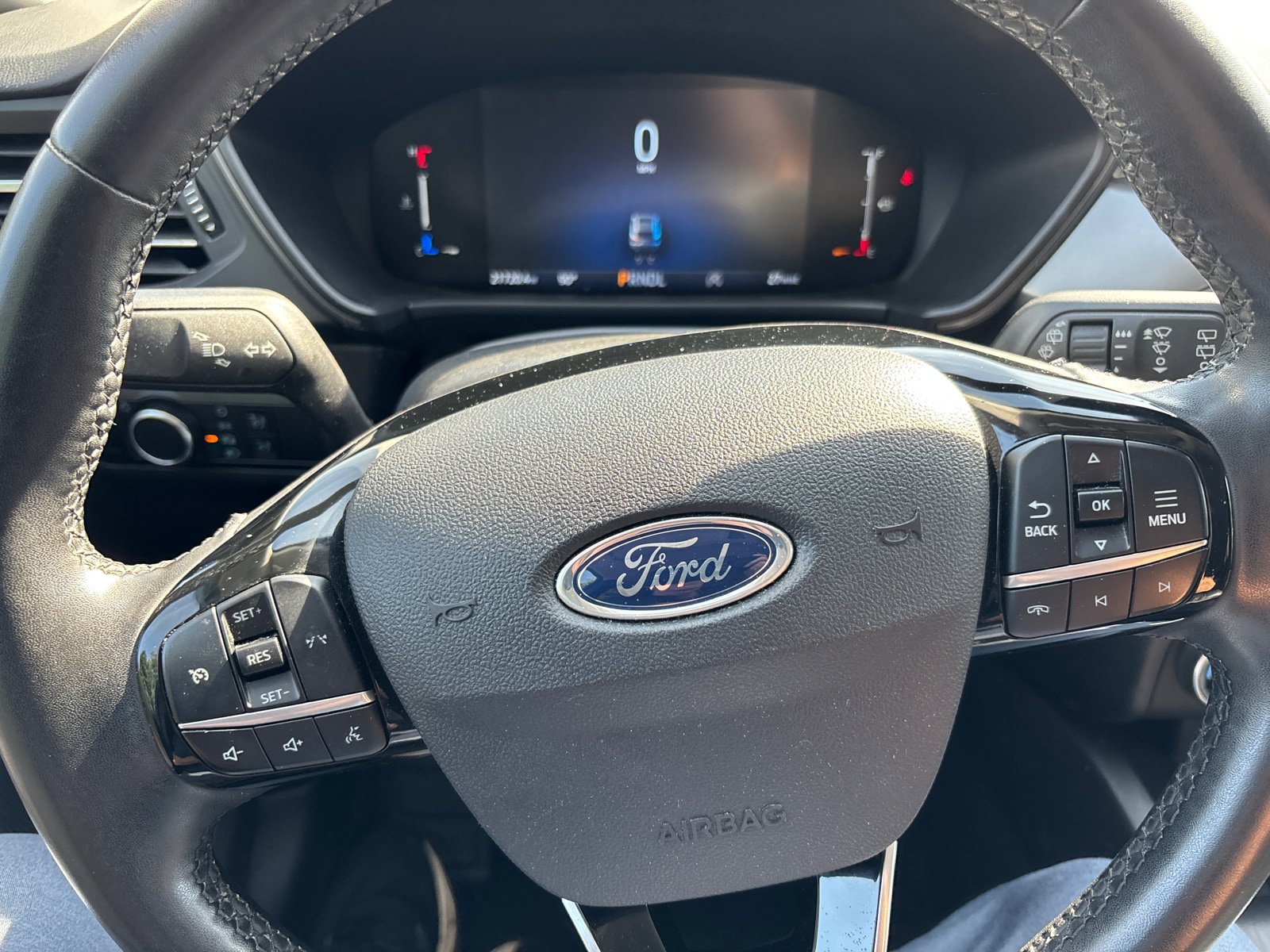 Used 2023 Ford Escape Active AWD/4WD image 17