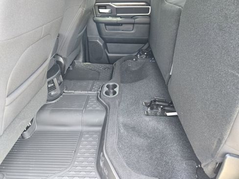 Used 2024 RAM 2500 Big Horn w/ Protection Group AWD/4WD image 39