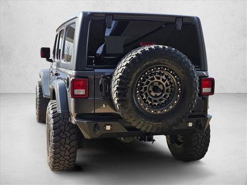 Used 2018 Jeep Wrangler Unlimited Sport S image 7